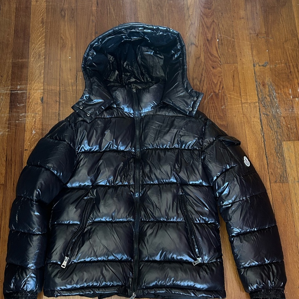 Black moncler puffer